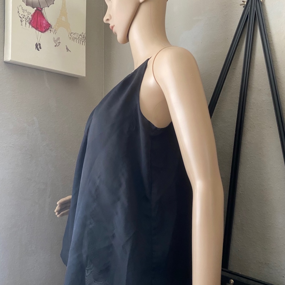 Black Top - Picture 6 of 10